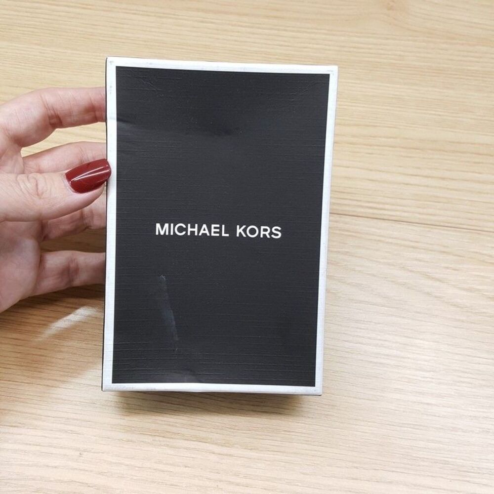 MICHAEL KORS Wallet Womens White Bifold Leather Hudson Snap Gift Box $128 - Picture 5 of 7